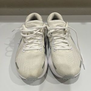 Nike zoom Woman’s athletics shoes size‎ 9.5